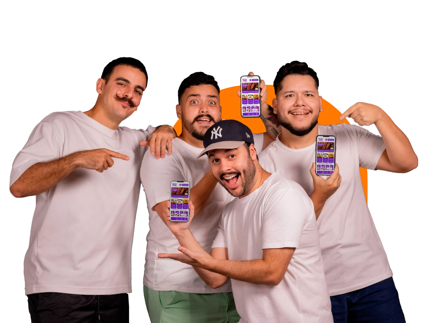 Pessoas felizes com pratos